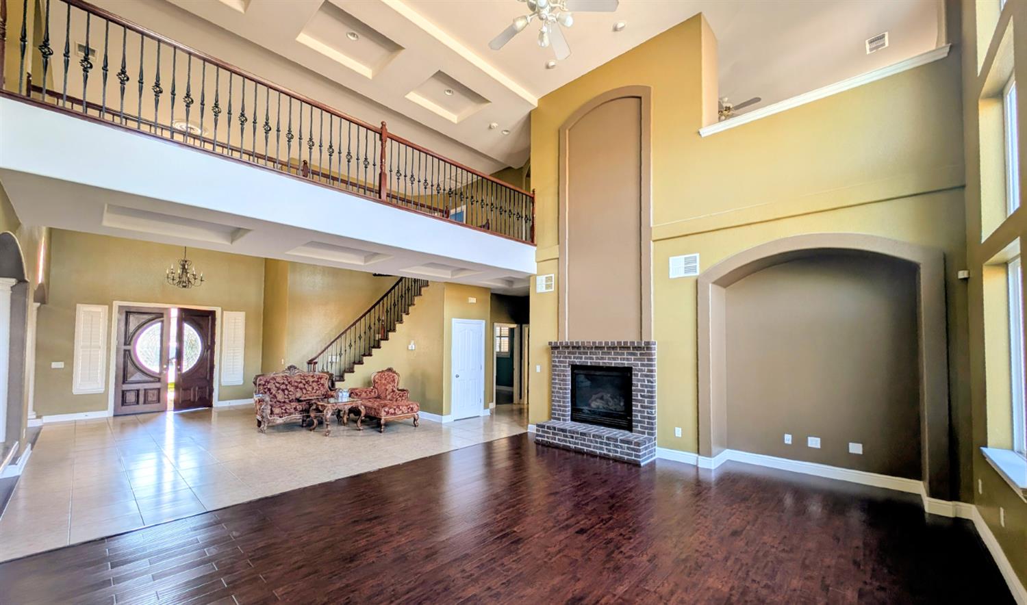 4389 Kilroy Court Rancho Cordova, CA 95742 - Photo 8 of 47 a view of a lobby with furniture and wooden floor