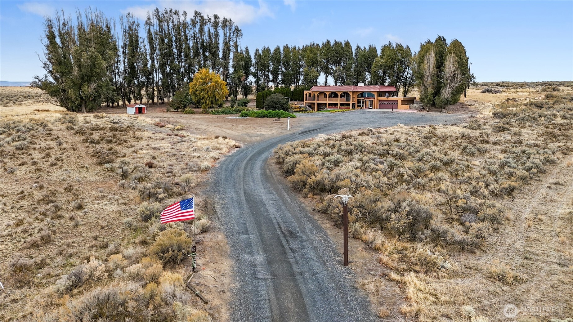 18850 Stratford Road Northeast Moses Lake, WA 98837 - Photo 36 of 40 a view of outdoor space with seating area