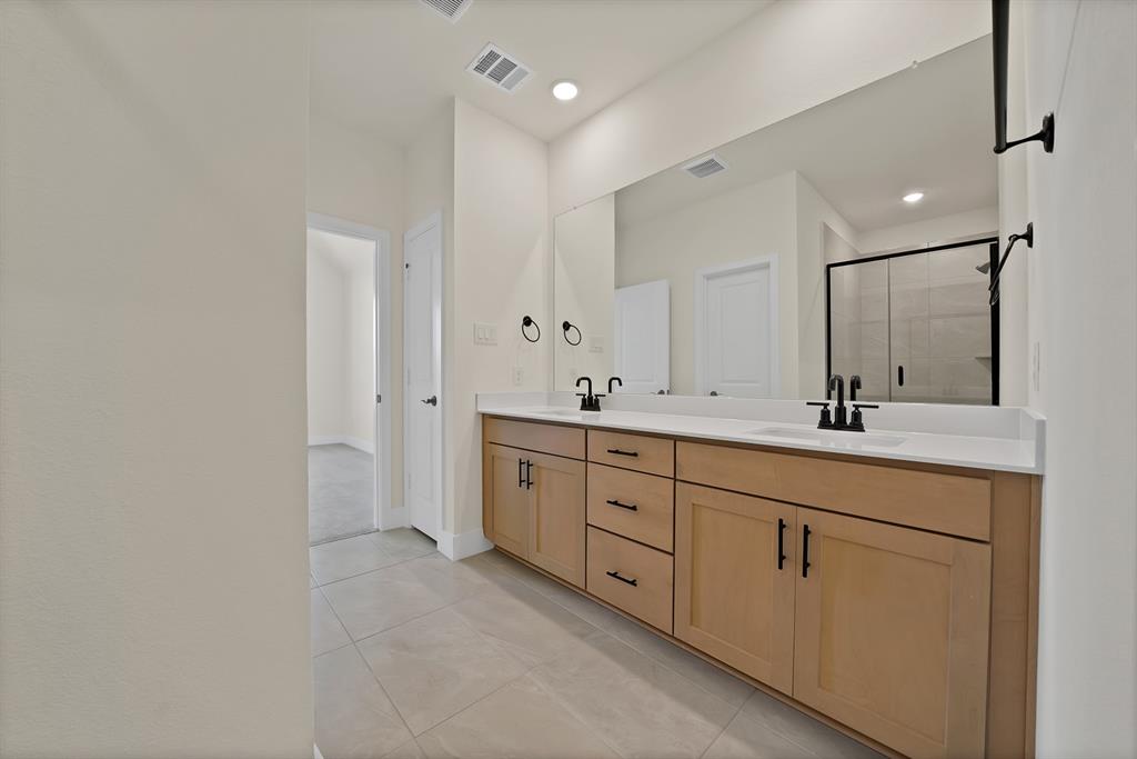 7276 Confetti Lane Frisco, TX 75033 - Photo 12 of 34