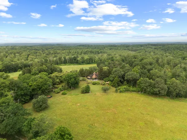 $2,500,000 | 55 A Anna Farm Road West, North Stonington, CT 06359