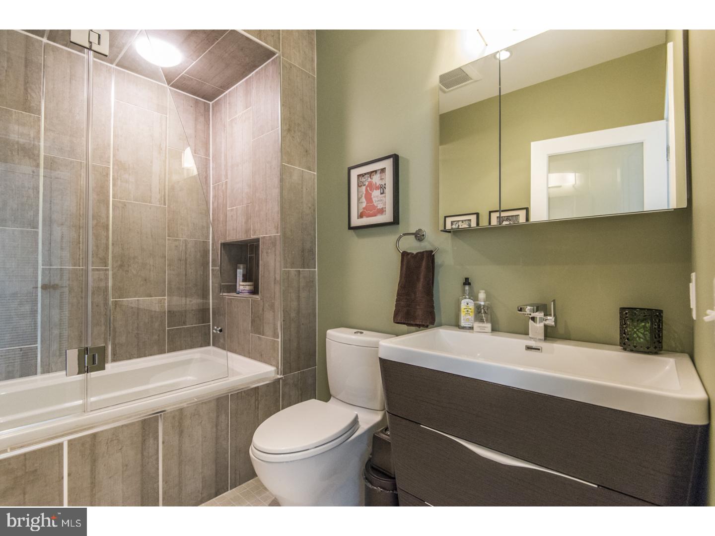 307-9 Reed Street, Unit F Philadelphia, PA 19147 - Photo 17 of 22