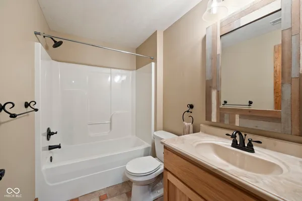 $797,000 | 7563 Grizzly Drive, Nineveh, IN 46164