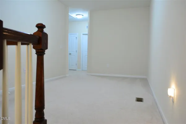 a view of a windows in the house
