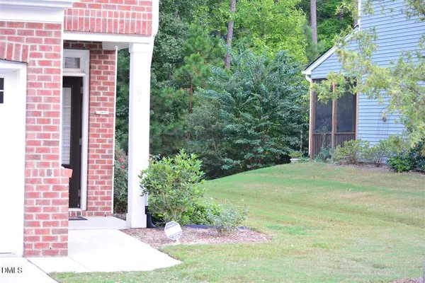 a view of a backyard with plants