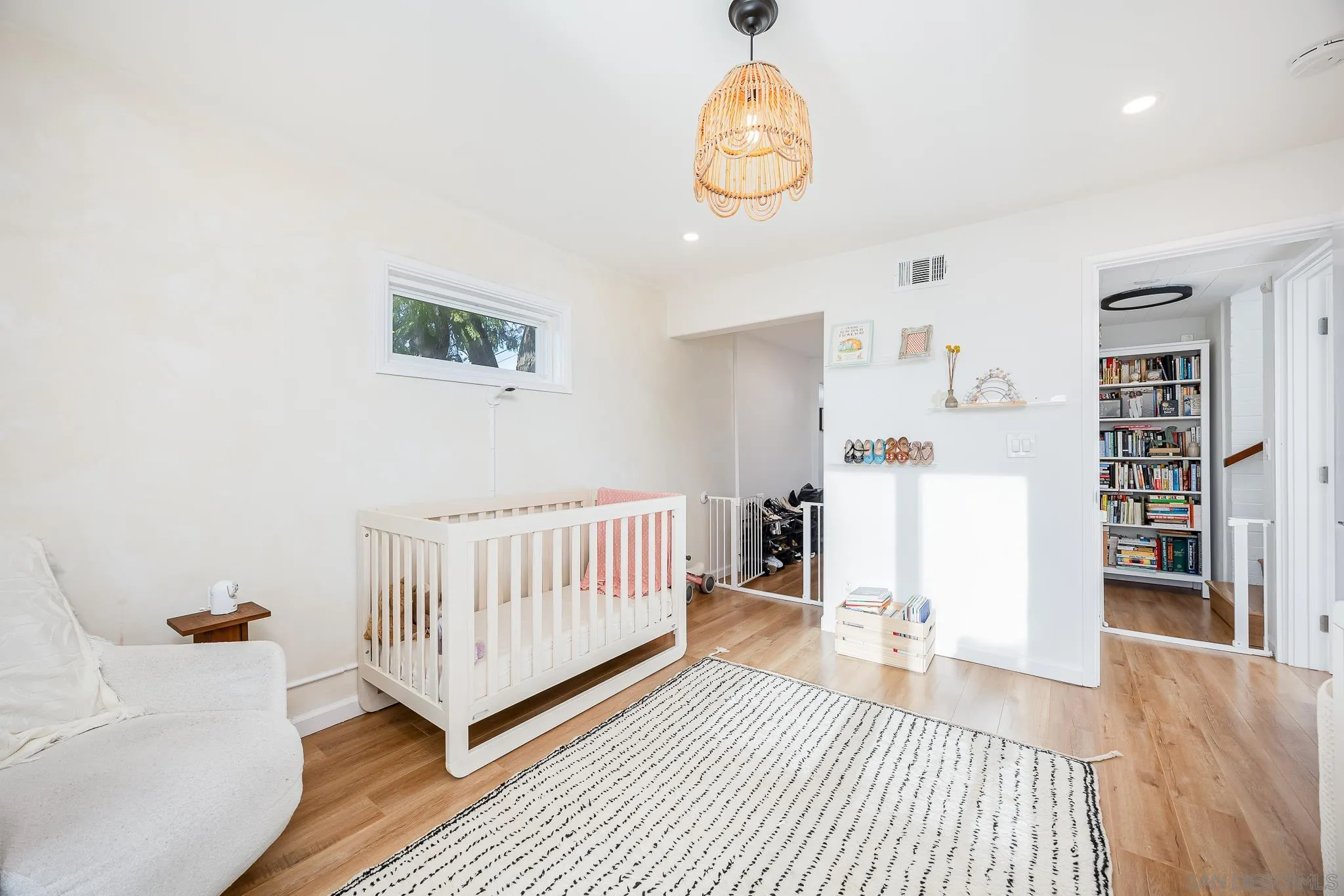 4344 Avon Drive La Mesa, CA 91941 - Photo 20 of 50 a view of a room with wooden floor and a window