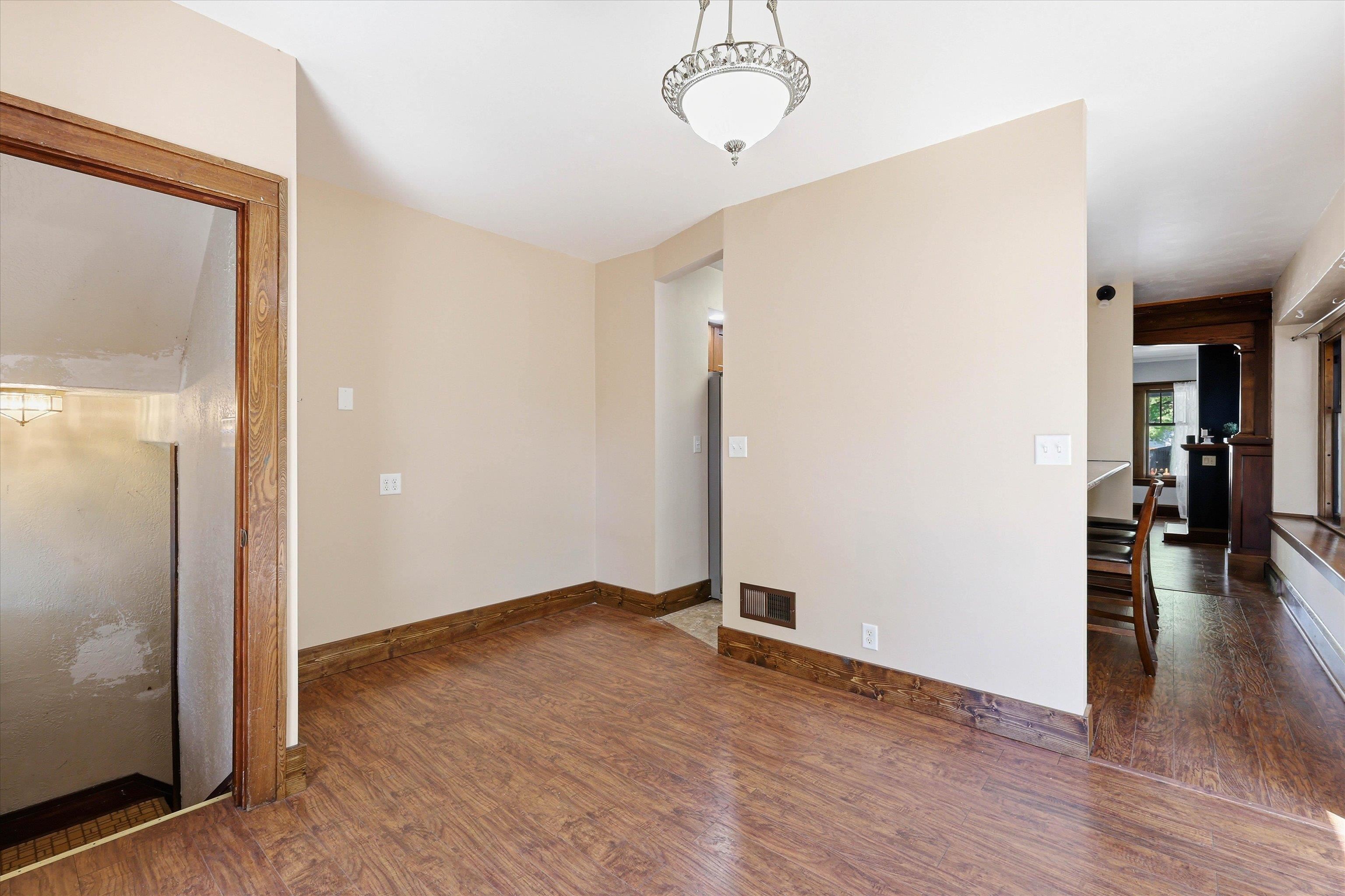 1011 North Fair Street Appleton, WI 54911 - Photo 7 of 29