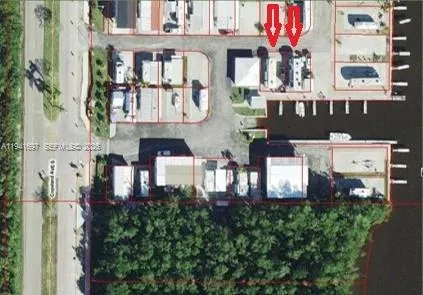 $199,900 | 675 South Copeland Avenue, Everglades City, FL 34139