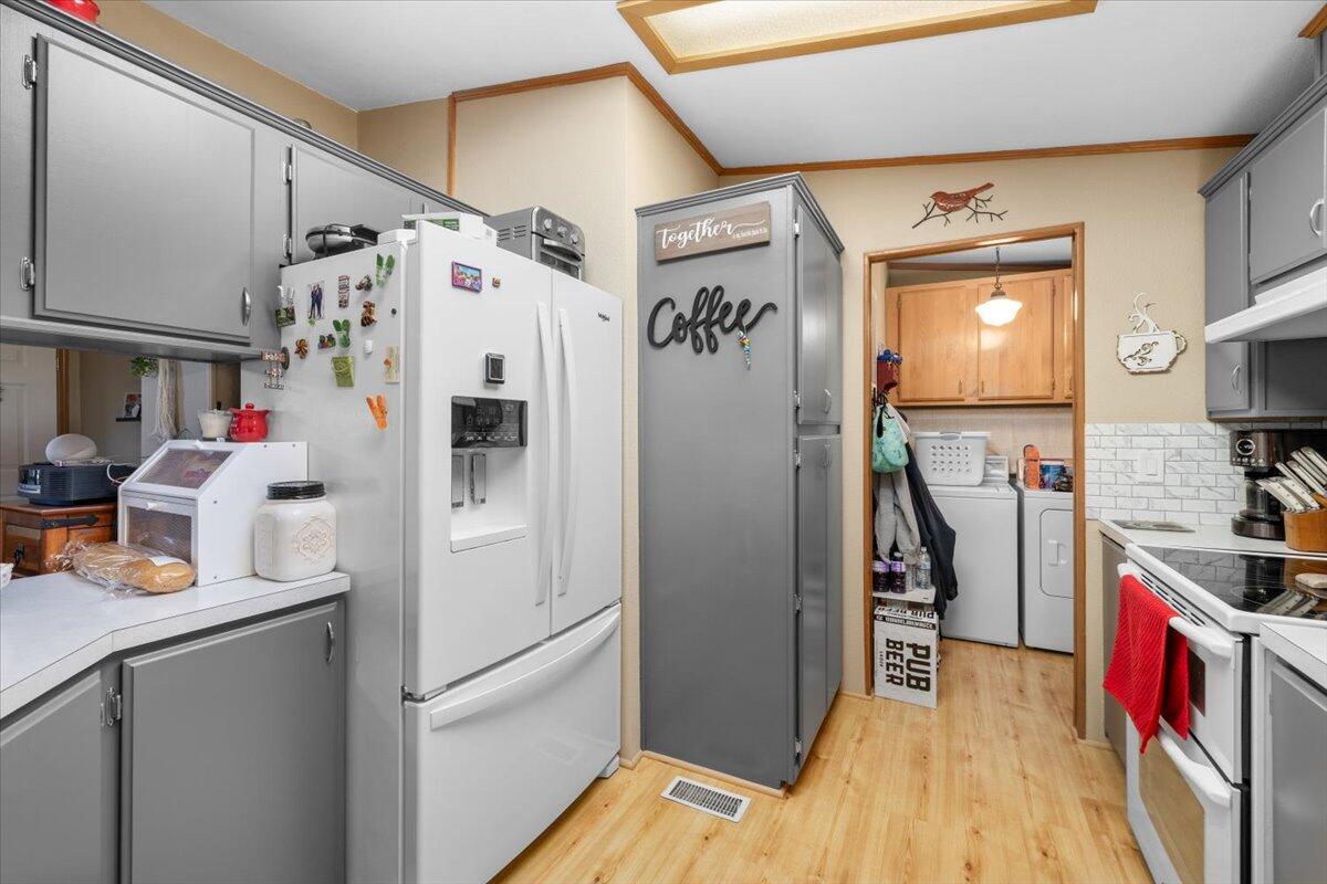 3955 South Stage Road, Unit 90 Medford, OR 97501 - Photo 19 of 42 19-CI_2250