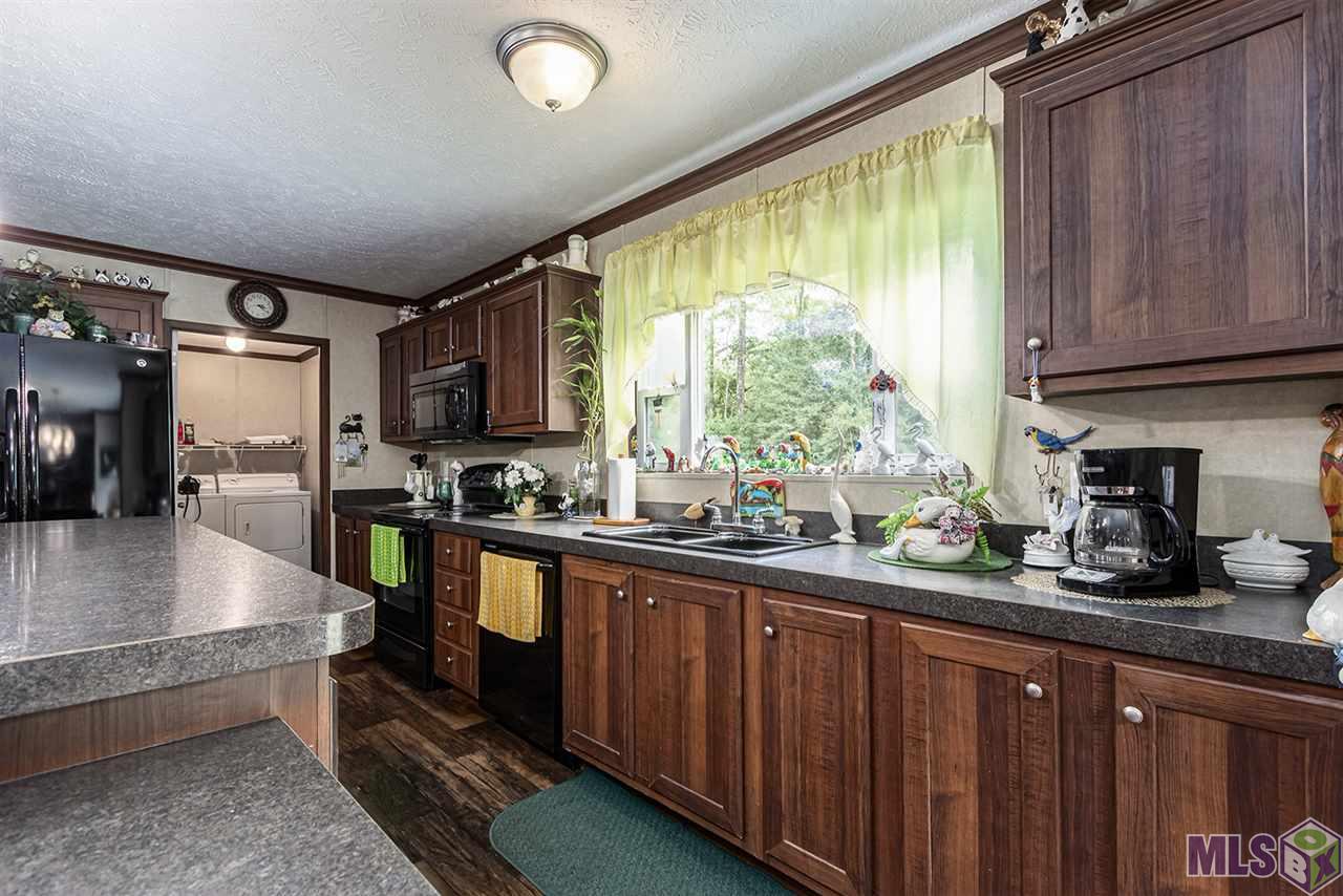 46461 Family Acres Road St. Amant, LA 70774 - Photo 4 of 18 Kitchen