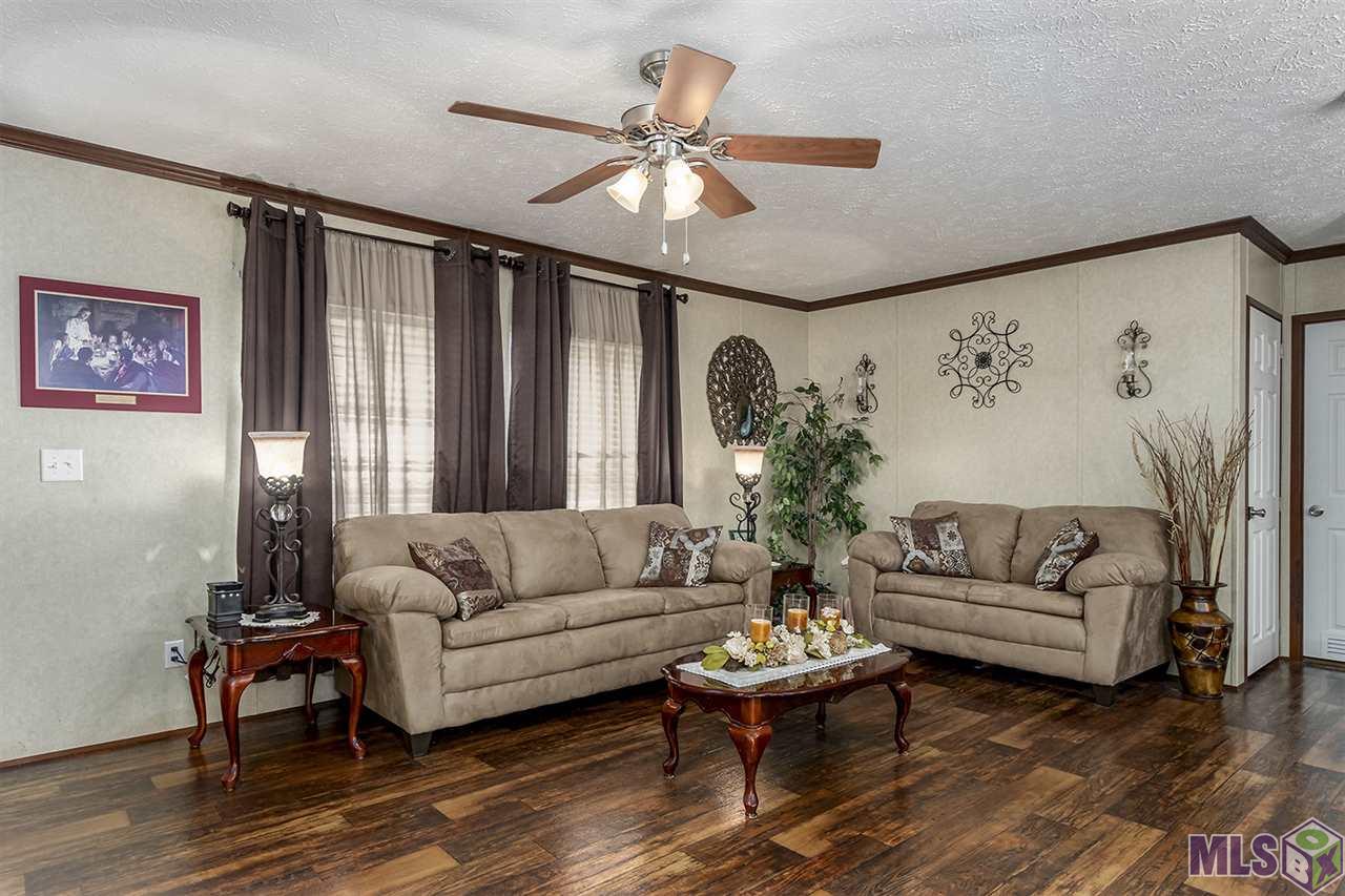 46461 Family Acres Road St. Amant, LA 70774 - Photo 7 of 18 Living Room
