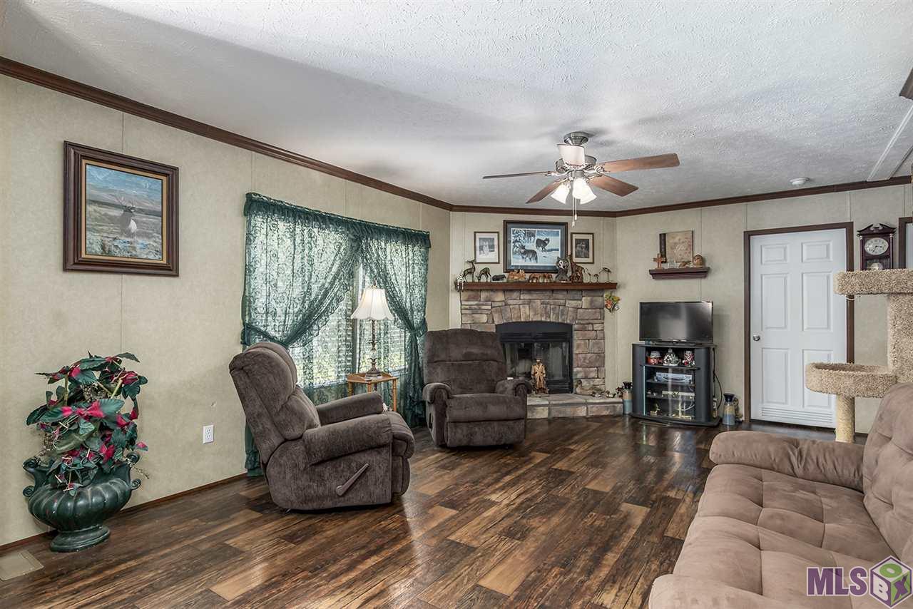 46461 Family Acres Road St. Amant, LA 70774 - Photo 8 of 18 Den