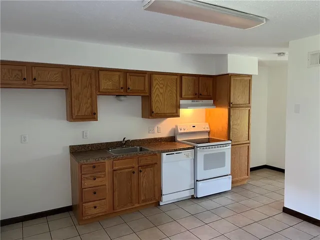 $1,075 | 820 Early Street, Unit 11, Paradis, LA 70080