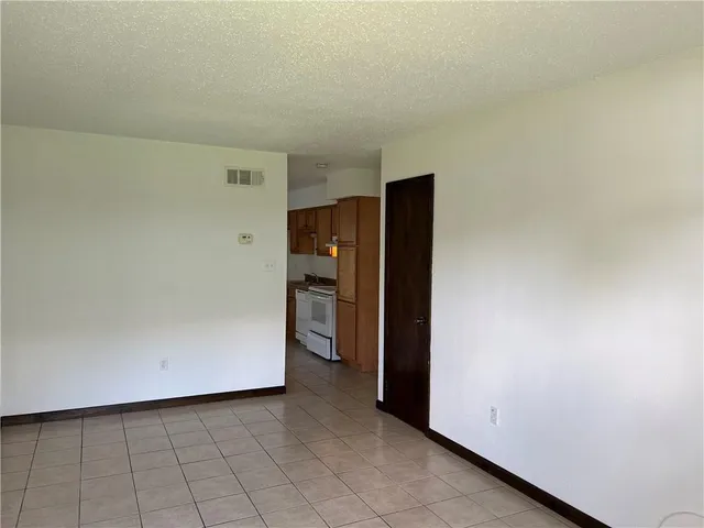 $1,075 | 820 Early Street, Unit 11, Paradis, LA 70080