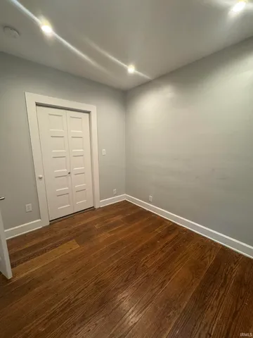 $2,125 | 729 East Hunter Avenue, Unit 1, Bloomington, IN 47401