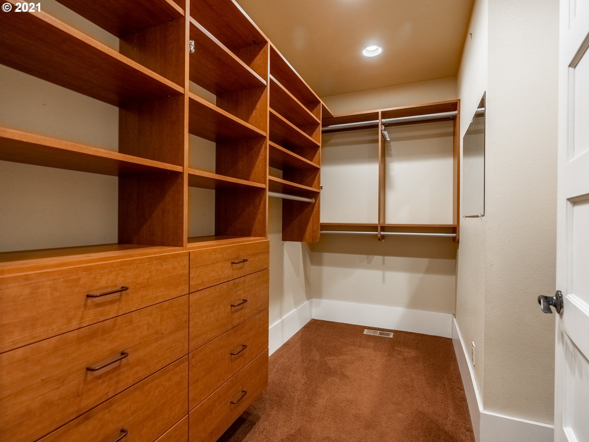 17850 Pilkington Road Lake Oswego, OR 97035 - Photo 13 of 32