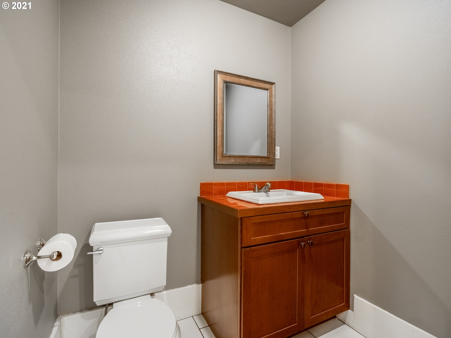 17850 Pilkington Road Lake Oswego, OR 97035 - Photo 23 of 32