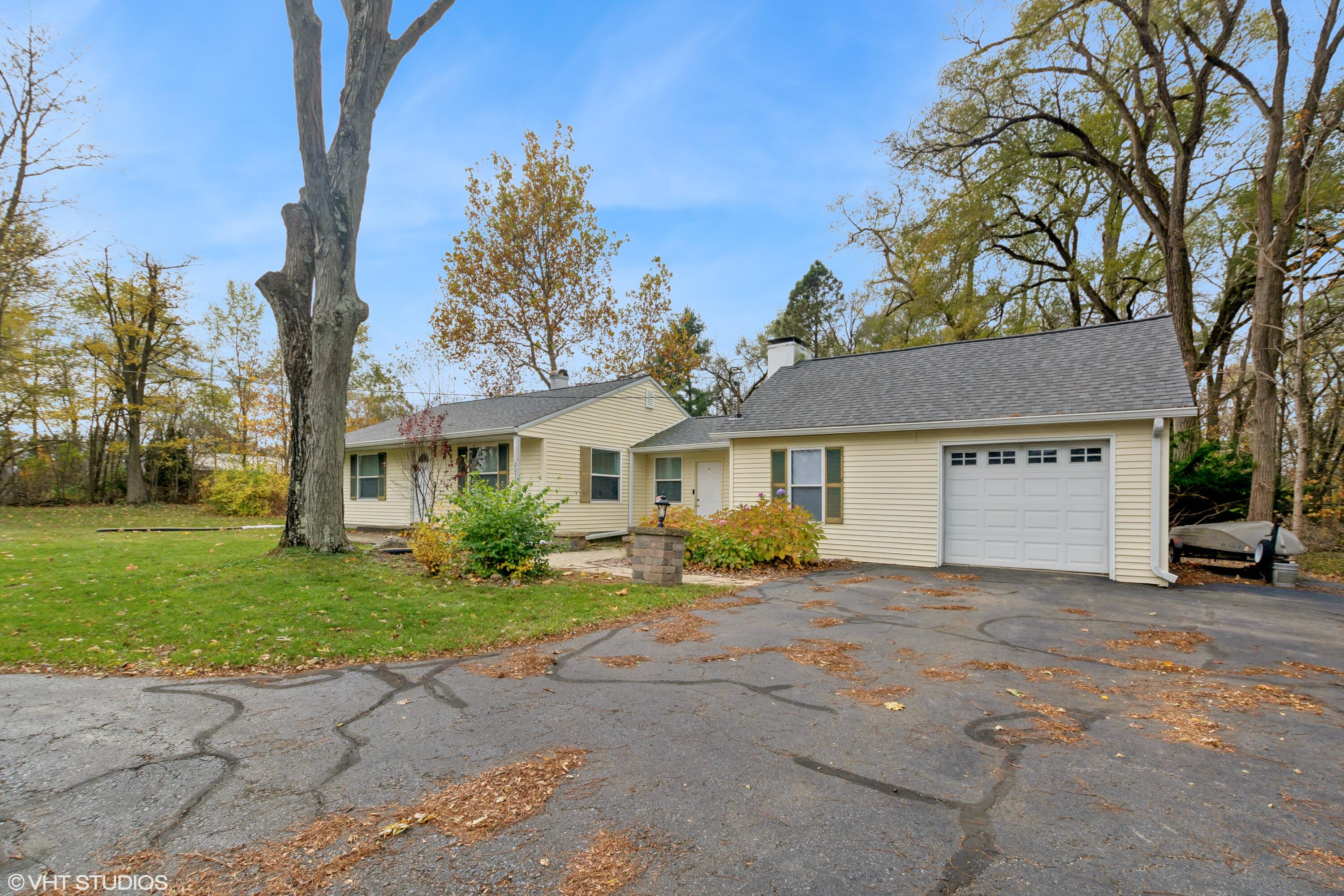 2054 Hayes Leonard Road Valparaiso, IN 46385 - Photo 1 of 38 3000x2000