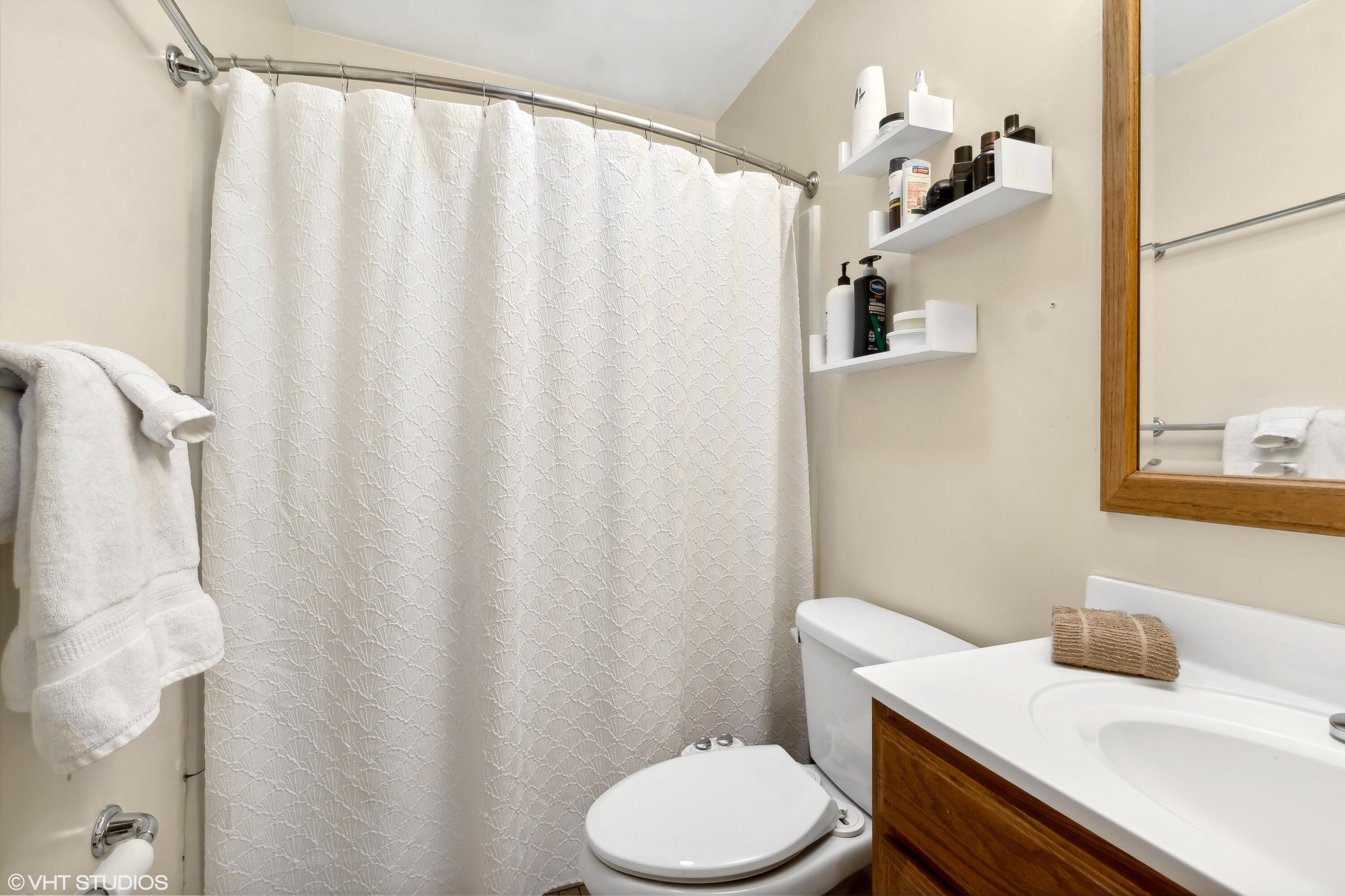 2054 Hayes Leonard Road Valparaiso, IN 46385 - Photo 25 of 38 3000x2000
