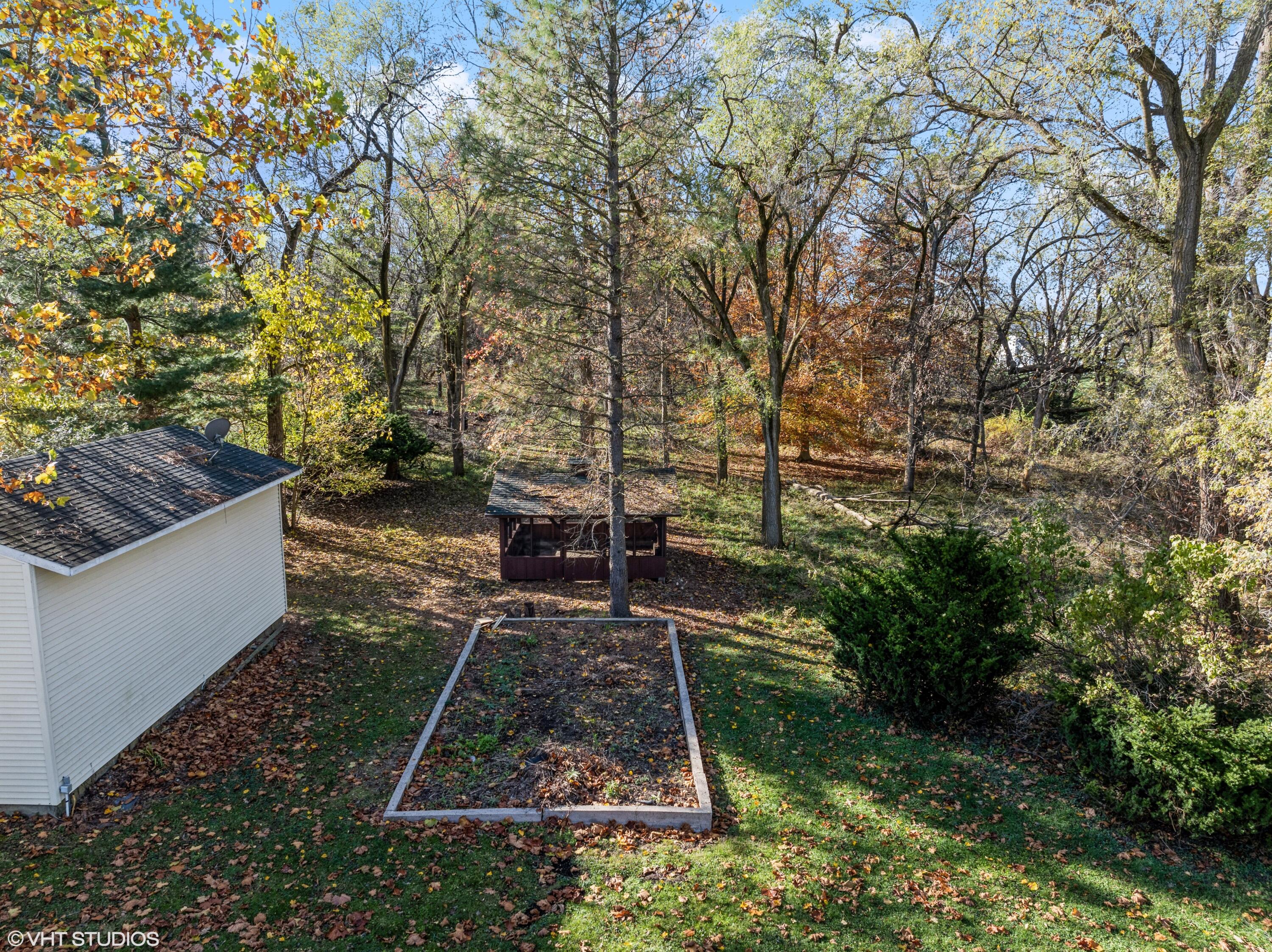 2054 Hayes Leonard Road Valparaiso, IN 46385 - Photo 35 of 38 3000x2246