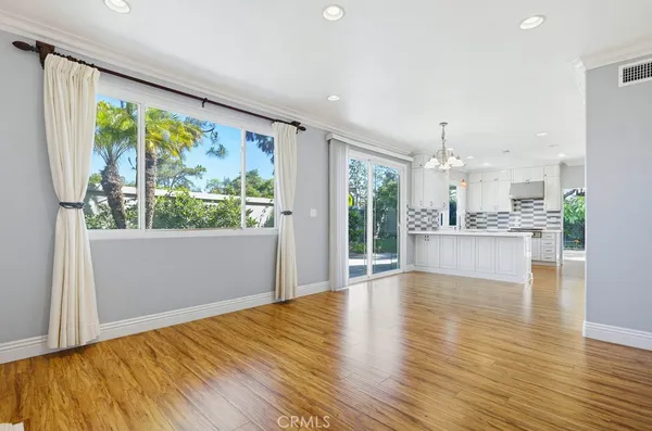 $5,300 | 34 Laconia, Irvine, CA 92614