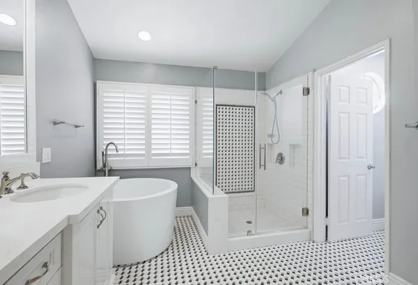 $5,300 | 34 Laconia, Irvine, CA 92614