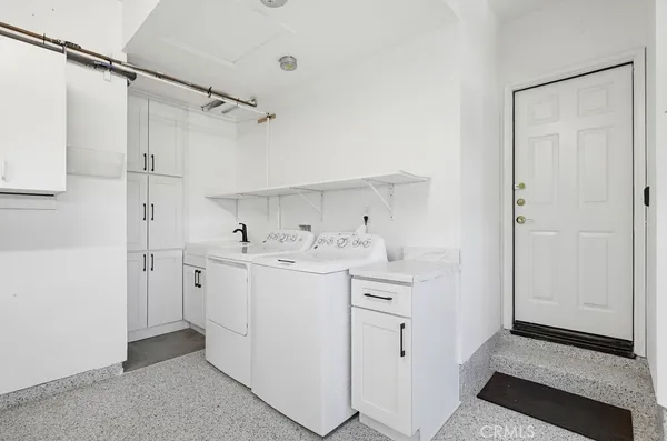 $5,300 | 34 Laconia, Irvine, CA 92614