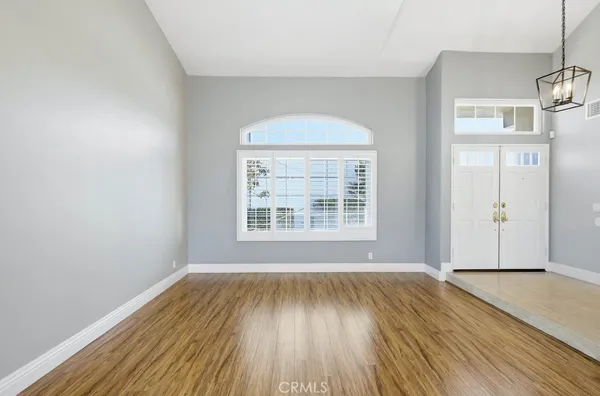 $5,300 | 34 Laconia, Irvine, CA 92614