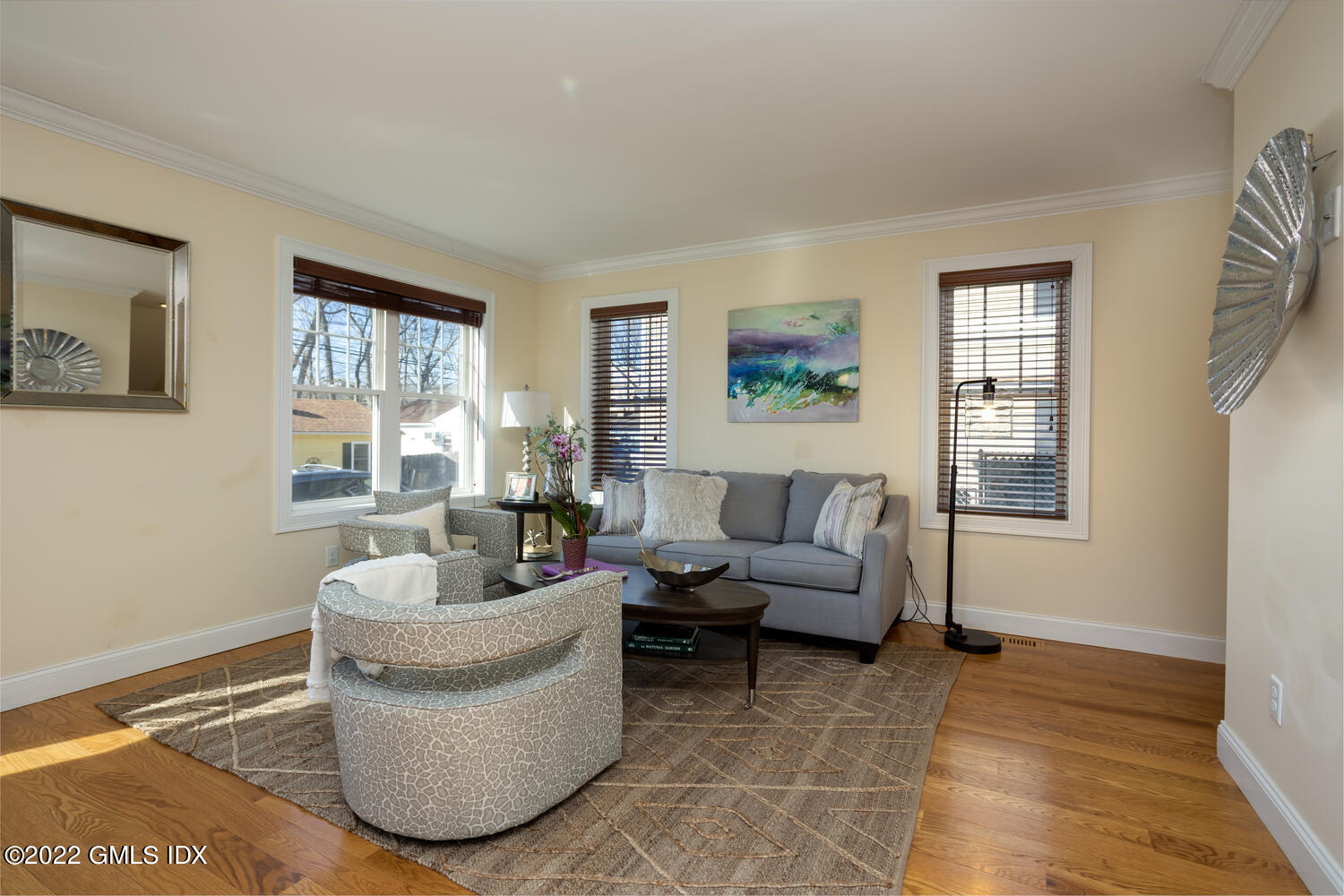 21 Cary Road Riverside, CT 06878 - Photo 7 of 27 21 Cary Rd Greenwich CT 06878-large-025-