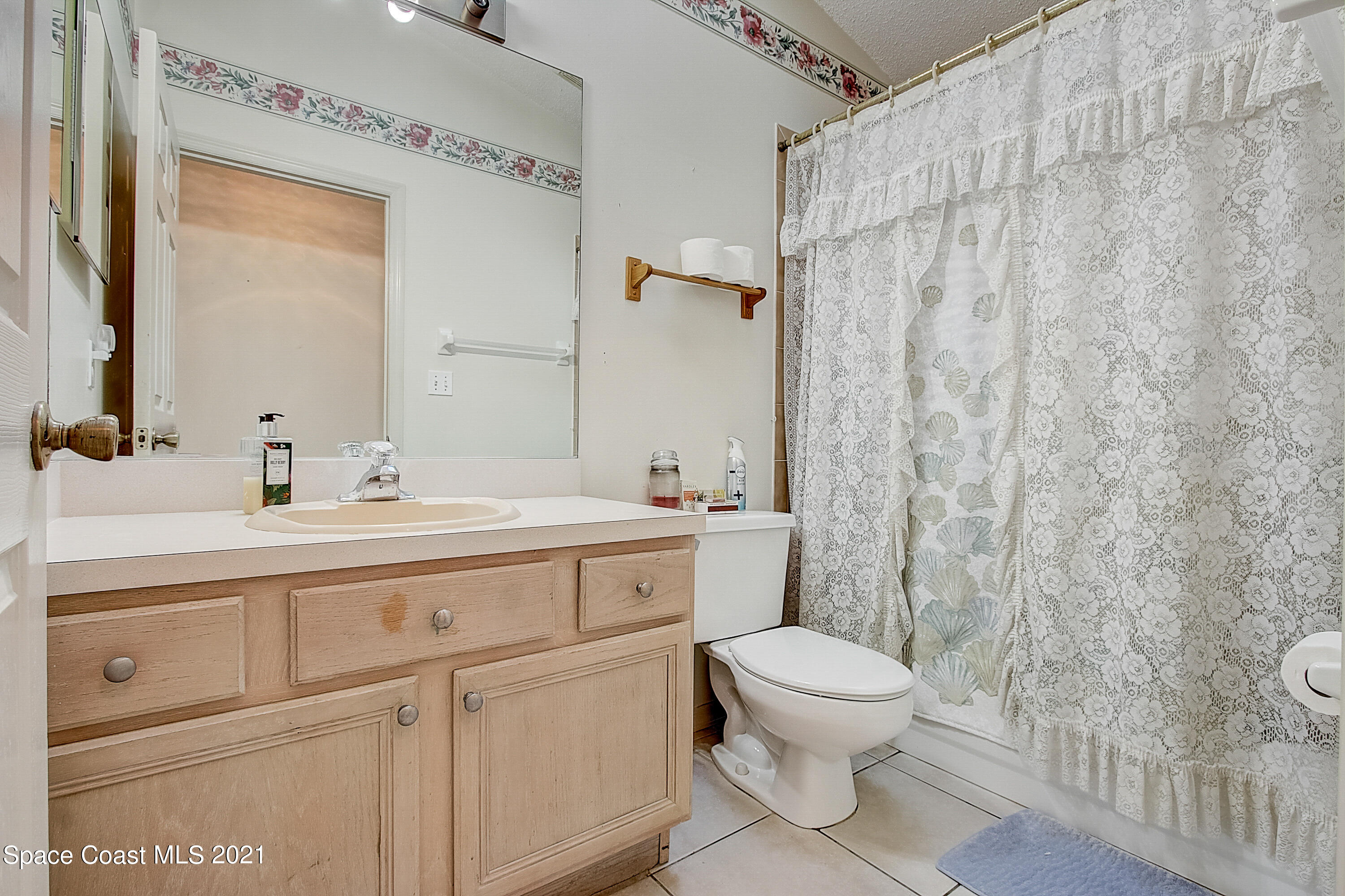 542 Sauders Road Southeast Palm Bay, FL 32909 - Photo 14 of 31 19-Sauders Rd SE-019