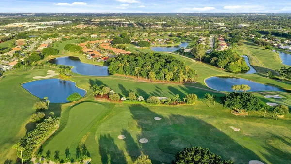 $1,650,000 | 10571 Boca Woods Lane, Boca Raton, FL 33428