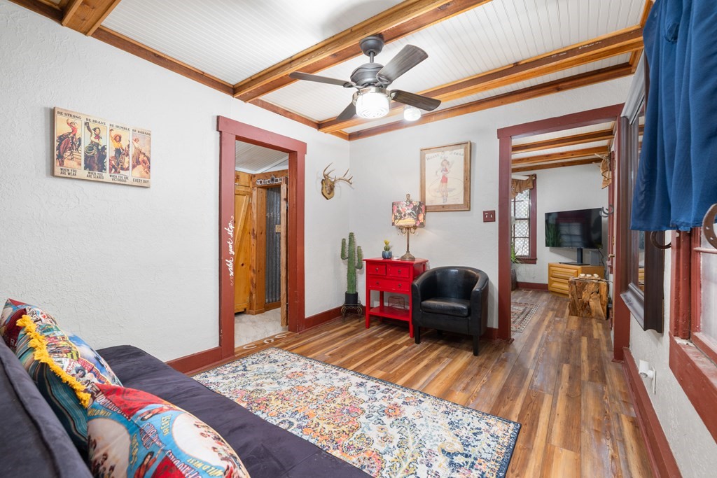 702 14th Street Bandera, TX 78003 - Photo 21 of 40