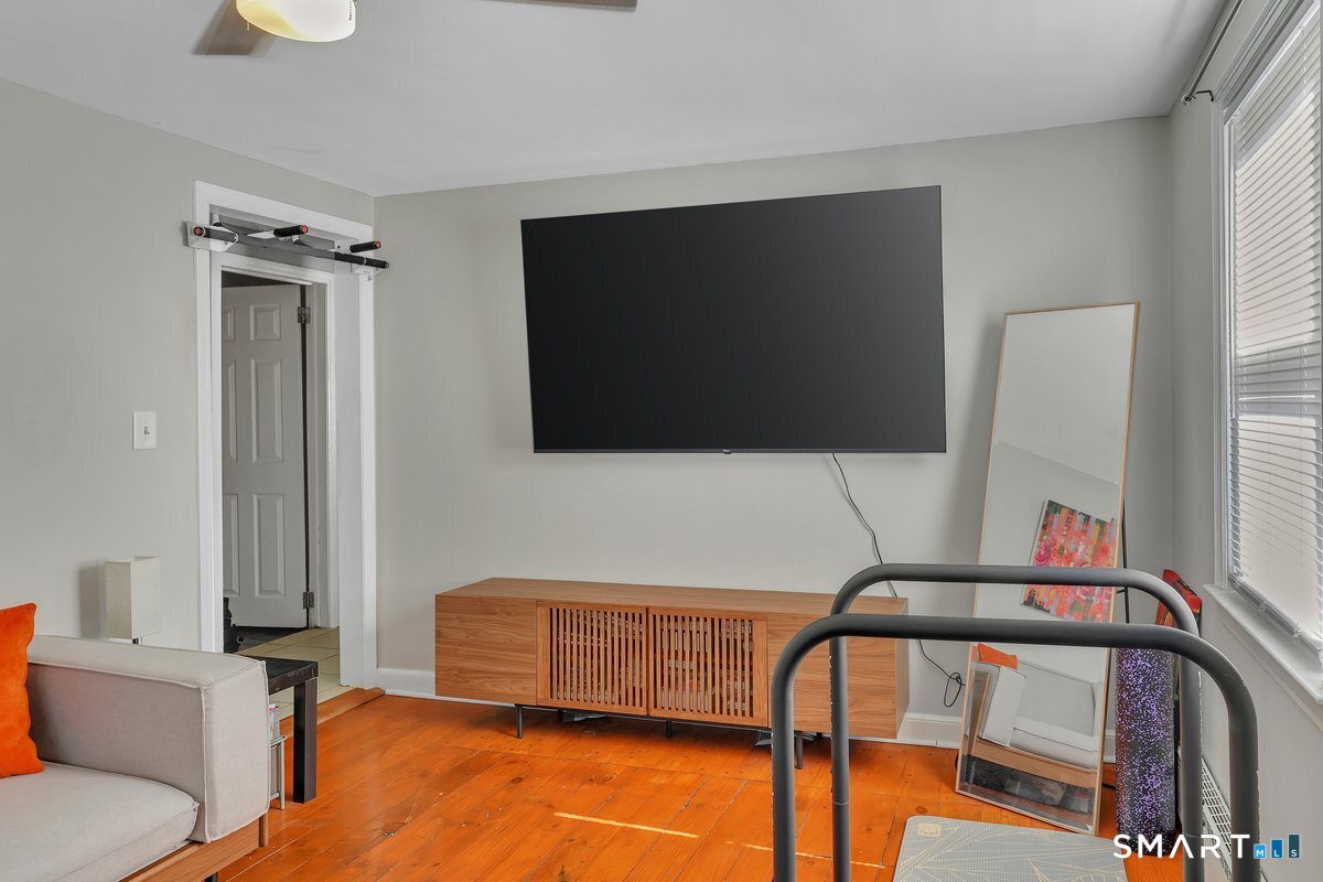 299 Westfield Road Meriden, CT 06450 - Photo 14 of 27 Gallery Image 14