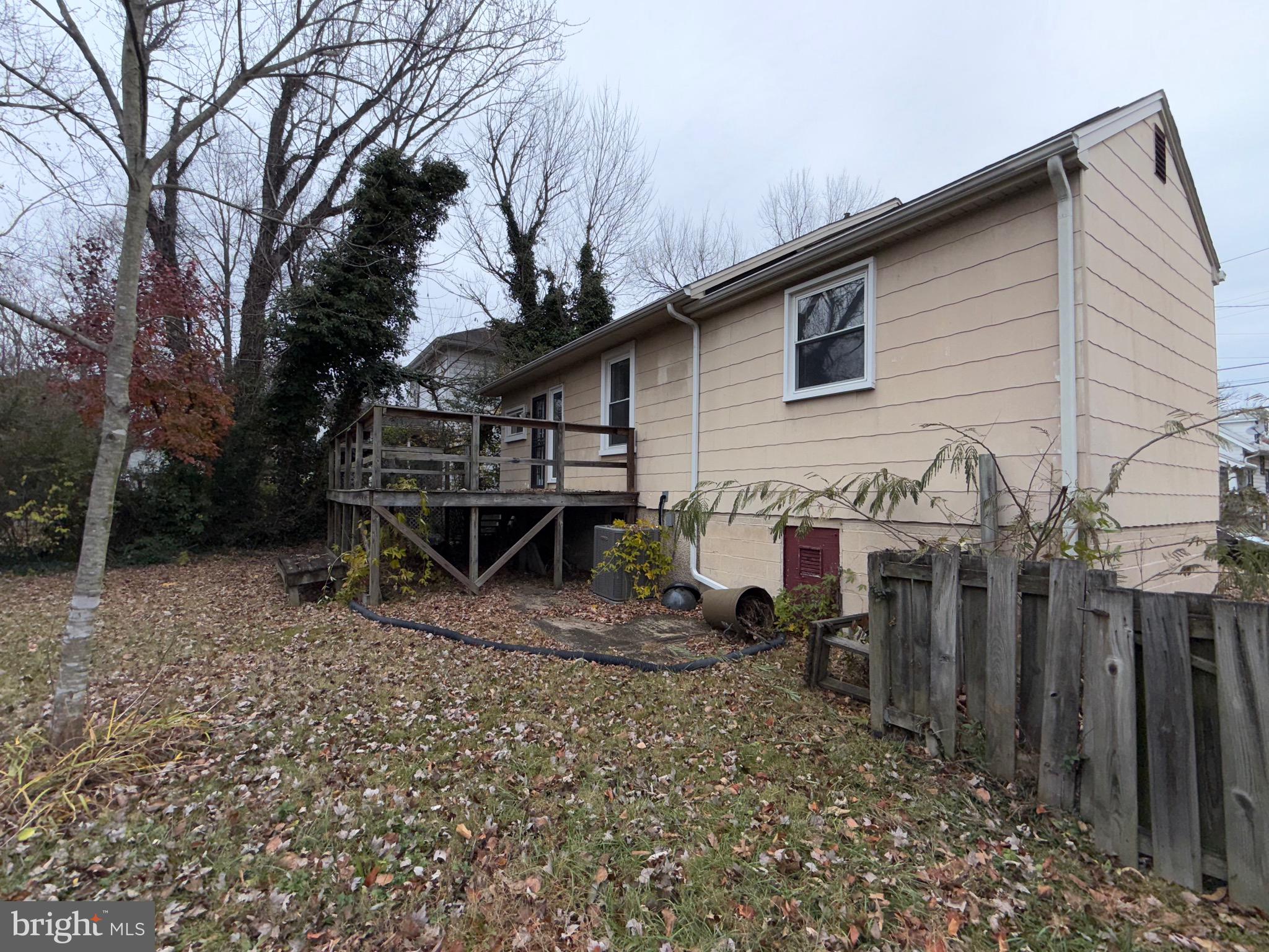 4803 Somerset Road Riverdale, MD 20737 - Photo 14 of 17 Rear view
