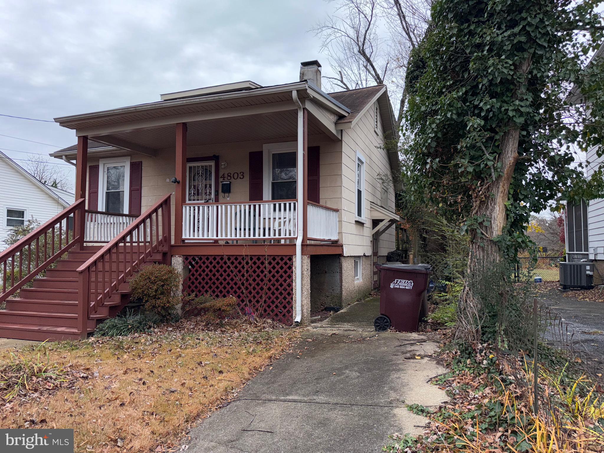 4803 Somerset Road Riverdale, MD 20737 - Photo 2 of 17