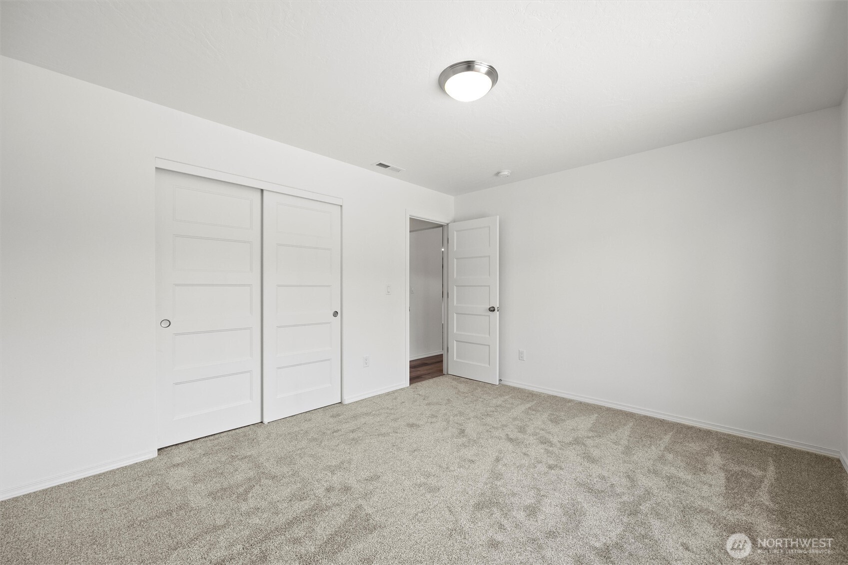 1507 South 5th Street Dayton, WA 99328 - Photo 22 of 35 a view of an empty room