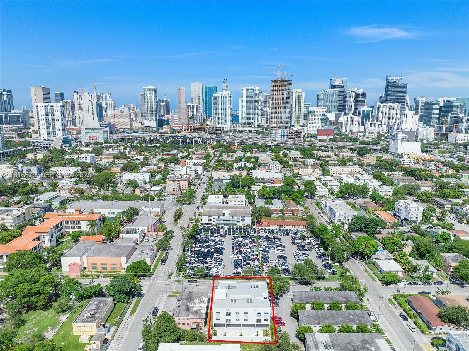 420 Southwest 7th Avenue, Unit 301 Miami, FL 33130 - Photo 18 of 19 a view of a city