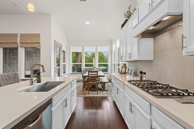 $759,900 | 2601 Sunset Bay Lane, Nevada, TX 75173