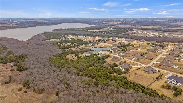 $759,900 | 2601 Sunset Bay Lane, Nevada, TX 75173