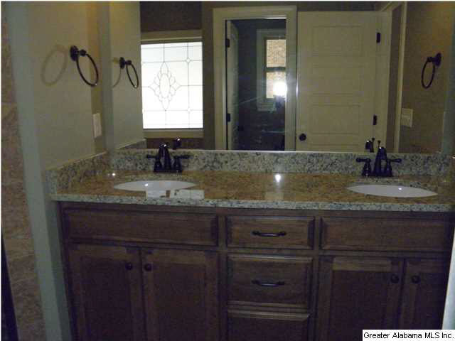 308 Sterling Manor Circle, Unit 13 Alabaster, AL 35007 - Photo 15 of 31