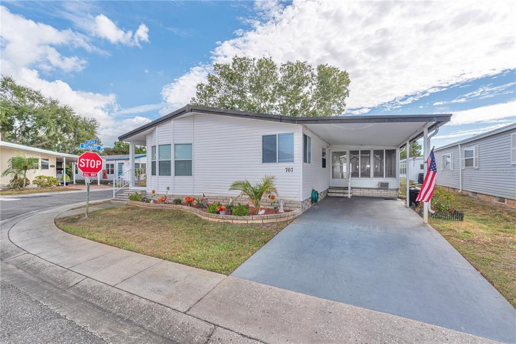 1001 Starkey Road, Unit 767 Largo, FL 33771 - Photo 21 of 41 a view of a house with entertaining space