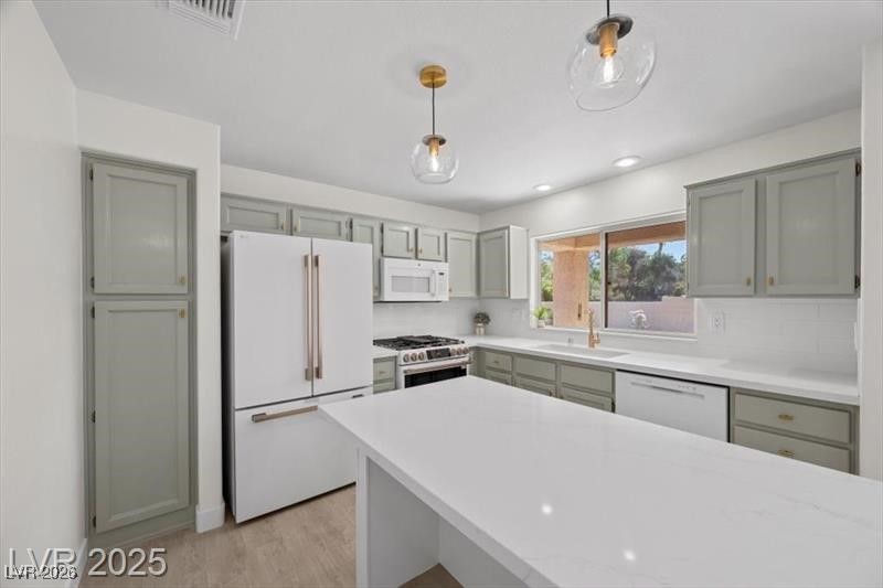 2216 Spring Water Drive Las Vegas, NV 89134 - Photo 9 of 67