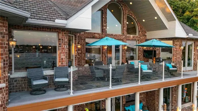 $4,700,000 | 387 Stonebridge Lane, Sunrise Beach, MO 65079