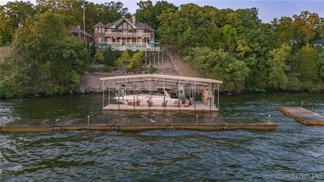 $4,700,000 | 387 Stonebridge Lane, Sunrise Beach, MO 65079