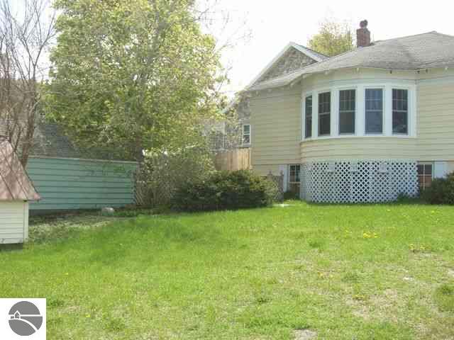 9024 North Nelson Road Cedar, MI 49621 - Photo 8 of 11 1688851-7.JPG