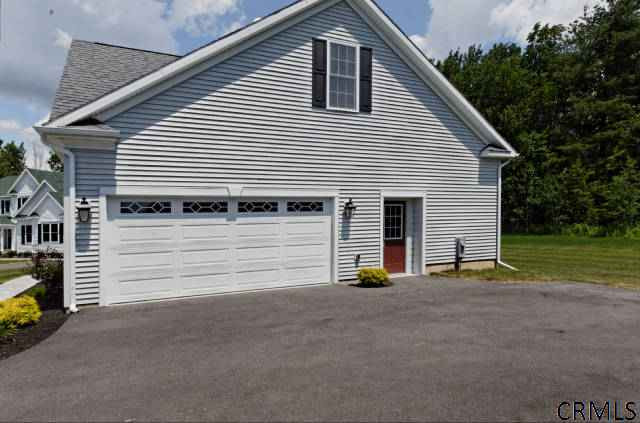 5 Spring Farm Lane Schenectady, NY 12303 - Photo 5 of 13 Photo 5