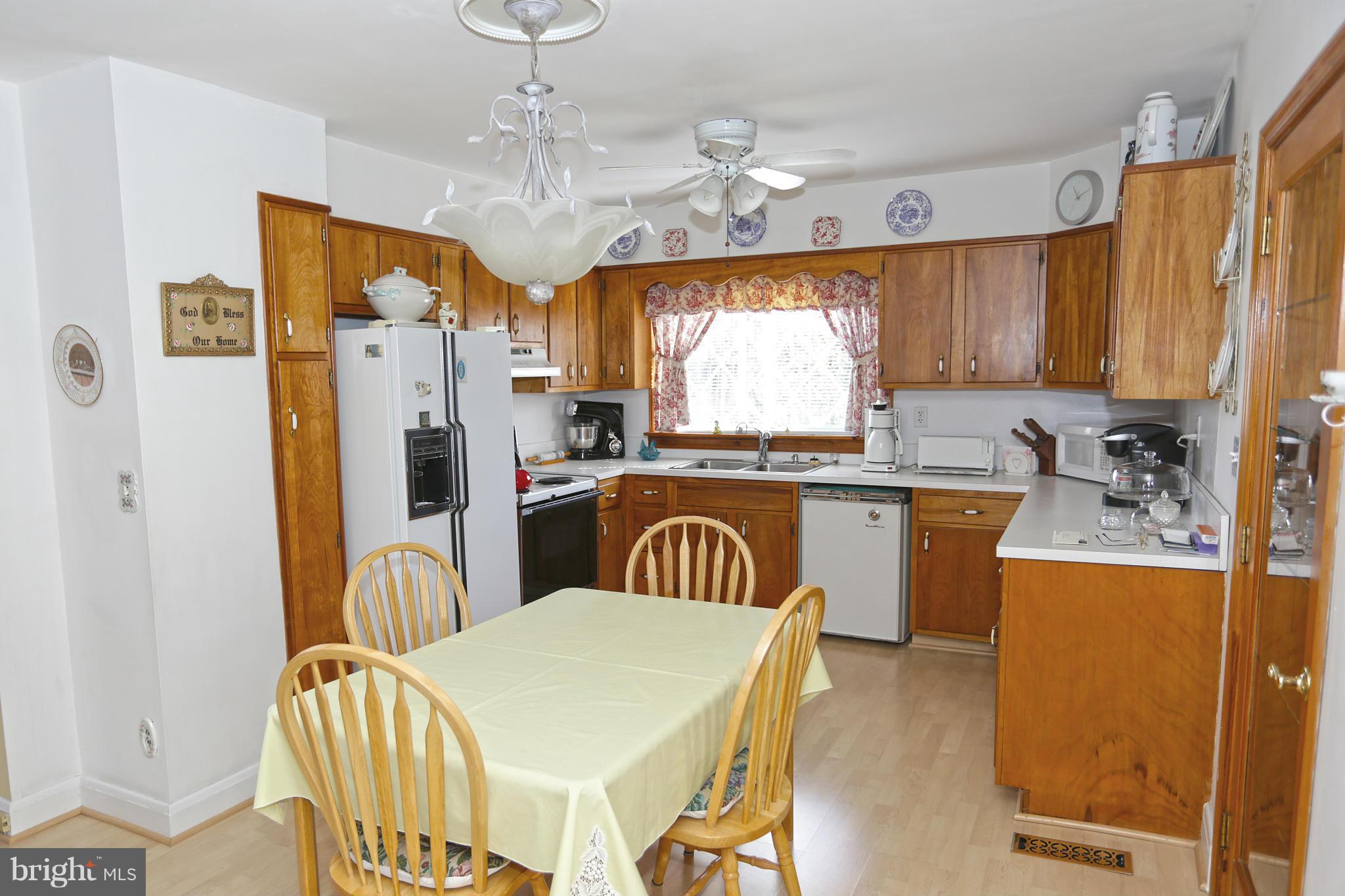 2114 Fallston Road Fallston, MD 21047 - Photo 11 of 25 Kitchen