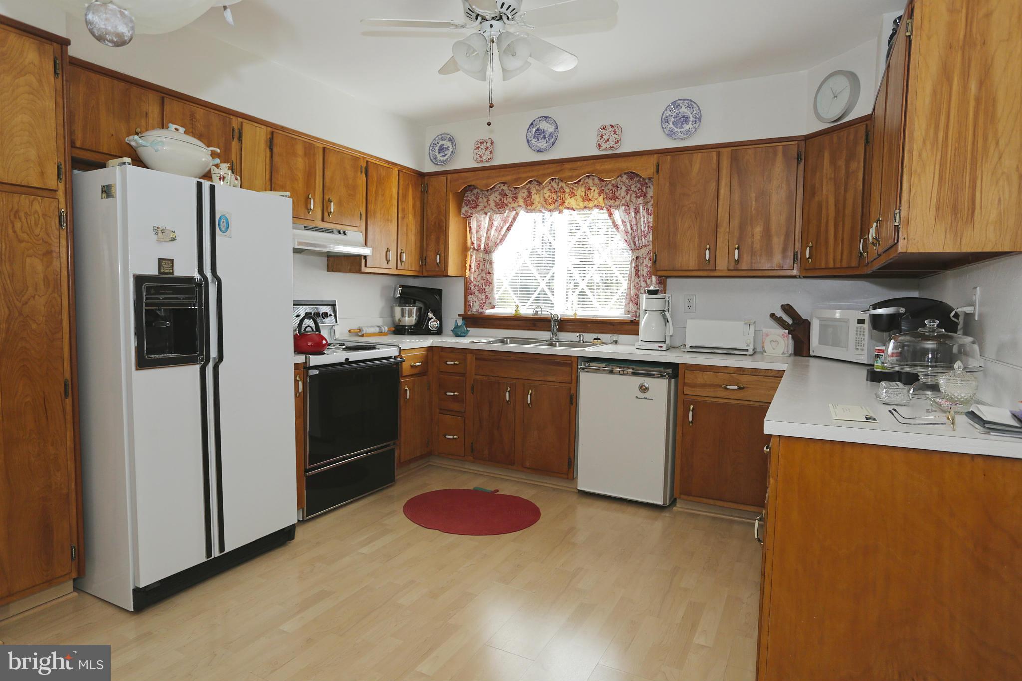 2114 Fallston Road Fallston, MD 21047 - Photo 10 of 25 Kitchen