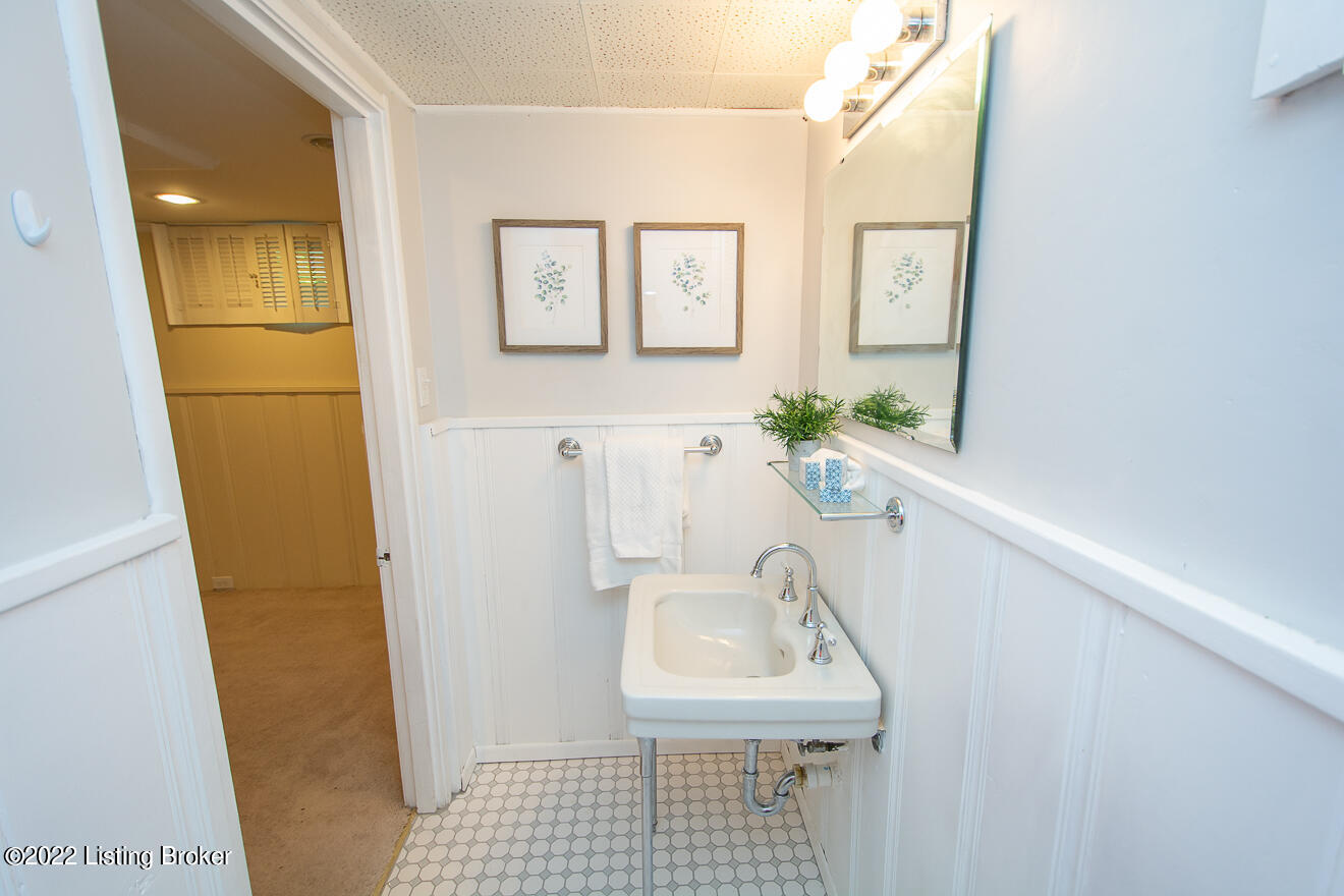 8604 Charing Cross Road Louisville, KY 40222 - Photo 39 of 57 Basement Half Bath