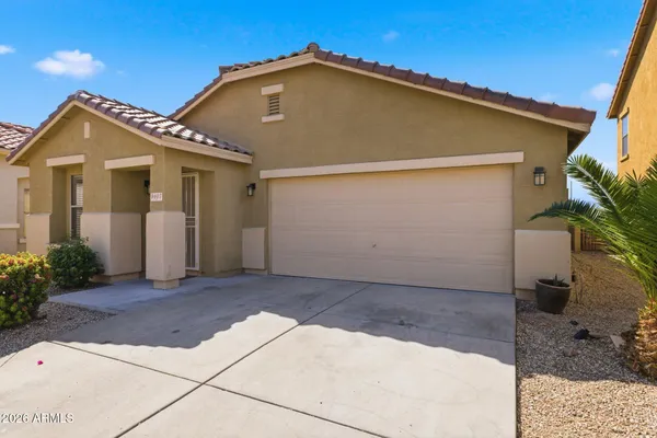 $329,900 | 9407 West Eaton Road, Phoenix, AZ 85037