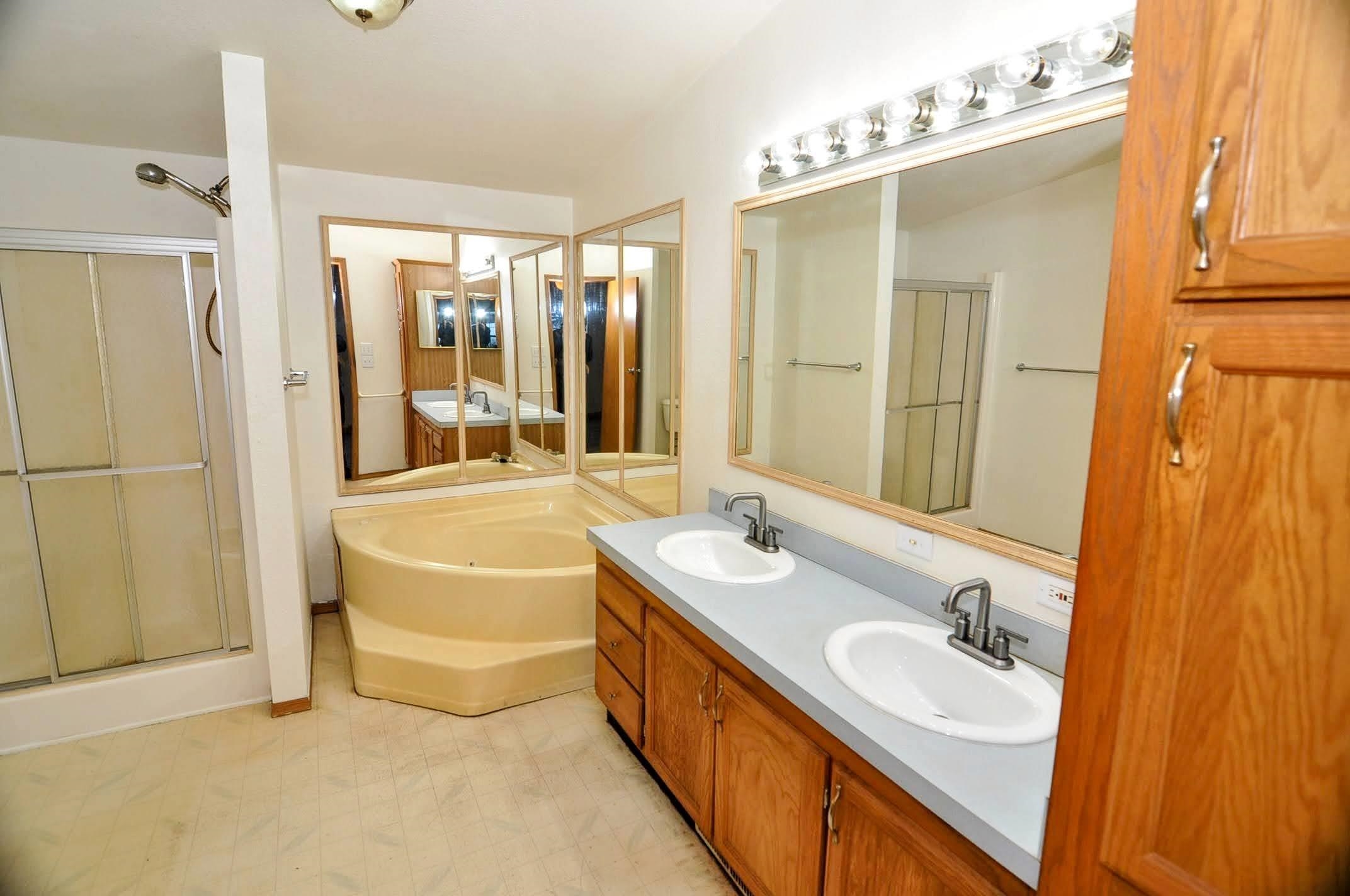 W5879 Arbor Road Fort Atkinson, WI 53538 - Photo 17 of 28